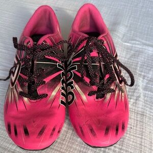 Umbro Pink and Black soccer cleats Youth Size 2